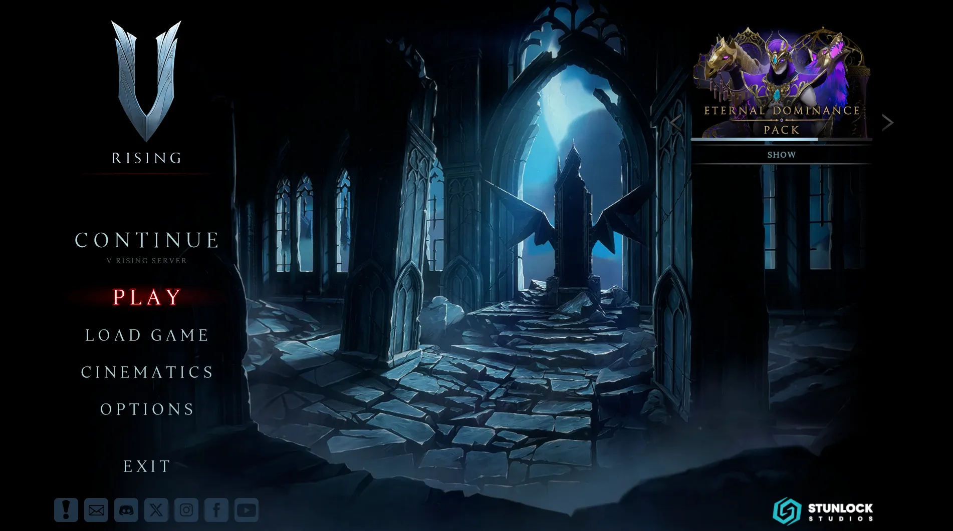 V Rising main menu with Play highlighted